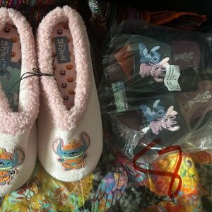 5 pairs of shoes for $20